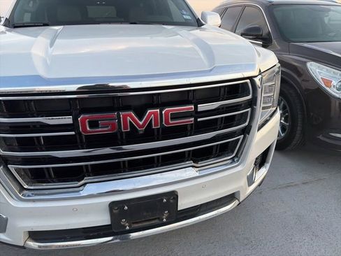 Used 2023 GMC Yukon SLT w/ SLT Luxury Package RWD image 37