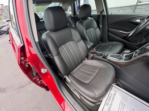 Used 2013 Buick Verano Leather FWD image 32