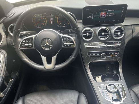Used 2021 Mercedes-Benz C 300 Sedan image 2
