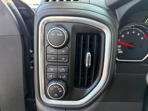 Used 2021 Chevrolet Silverado 1500 RST AWD/4WD image 25