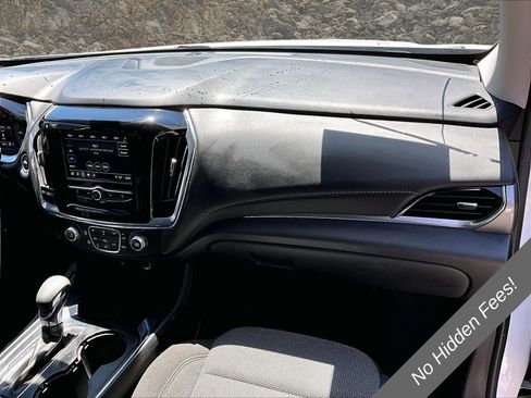 Used 2021 Chevrolet Traverse LS AWD/4WD image 14