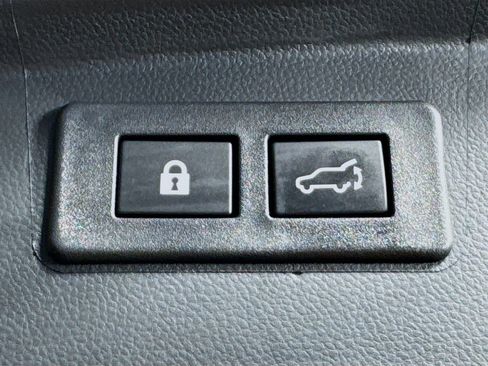 Certified 2025 Subaru Outback Premium w/ Popular Package #1 image 32