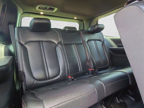 Used 2022 Jeep Wagoneer Series III AWD/4WD image 18