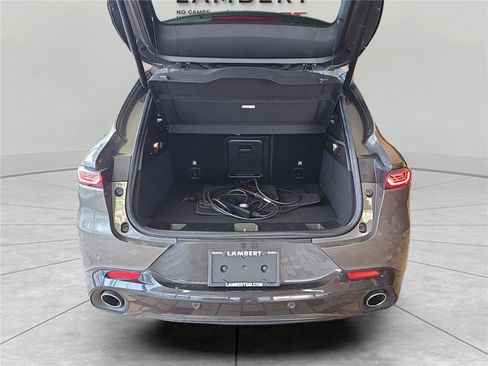 Used 2024 Alfa Romeo Tonale Veloce image 13