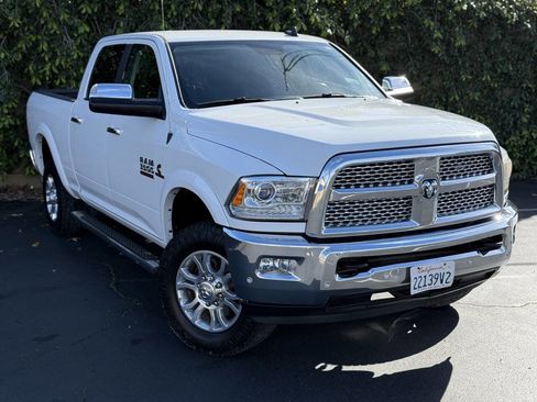 Used 2016 RAM 3500 Laramie w/ Convenience Group image 2