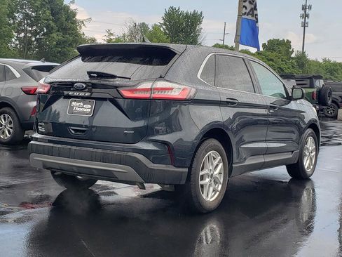 Used 2022 Ford Edge SEL w/ Convenience Package AWD/4WD image 5
