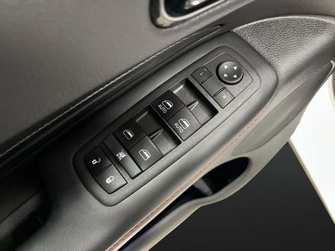 Used 2024 Dodge Durango GT w/ Blacktop Package image 27