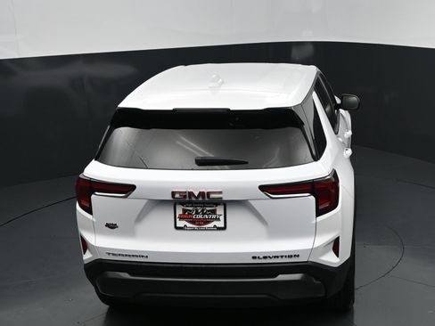 Used 2026 GMC Terrain Elevation FWD image 32