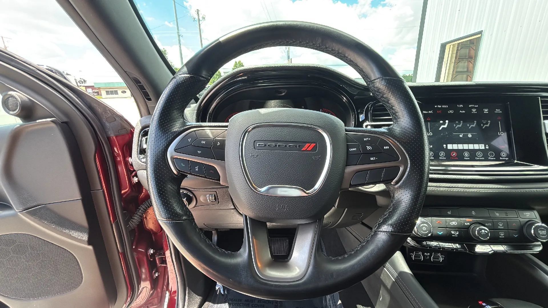 Used 2023 Dodge Durango SXT AWD/4WD image 22