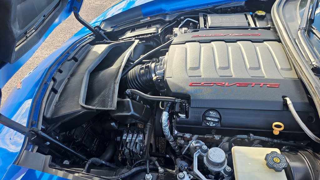 Used 2016 Chevrolet Corvette Stingray Coupe w/ 3LT Preferred Equipment Group RWD image 36