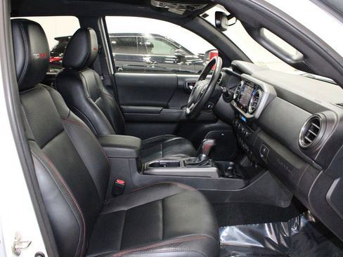 Used 2019 Toyota Tacoma TRD Pro image 16
