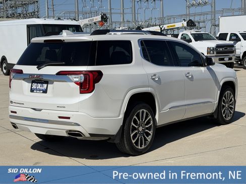 Used 2020 GMC Acadia Denali w/ Technology Package AWD/4WD image 4