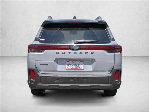 Used 2026 Subaru Outback Premium AWD/4WD image 7