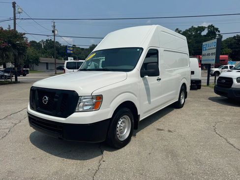 Used 2015 Nissan NV 2500 S w/ Power Package RWD image 5