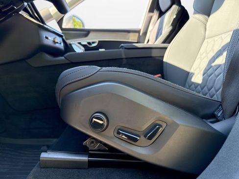 New 2027 Volvo XC90 B6 Plus AWD/4WD image 14