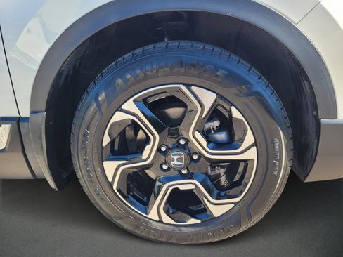 Used 2018 Honda CR-V Touring image 9