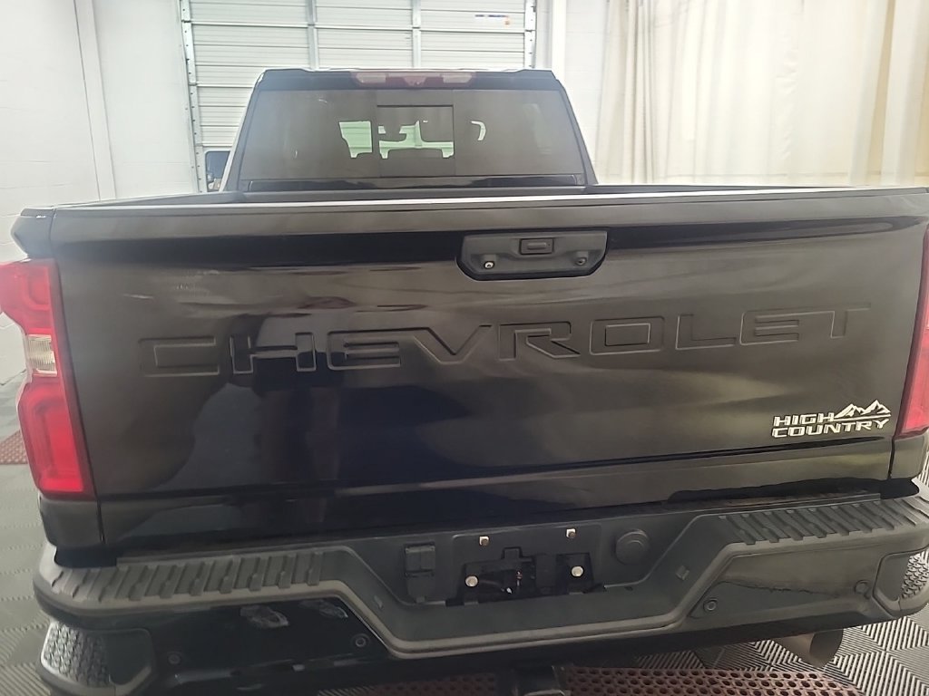 Used 2021 Chevrolet Silverado 2500 High Country w/ Z71 Off-Road Package AWD/4WD image 5