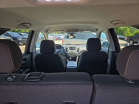 Used 2024 Chevrolet Equinox LT w/ Driver Convenience Package AWD/4WD image 95
