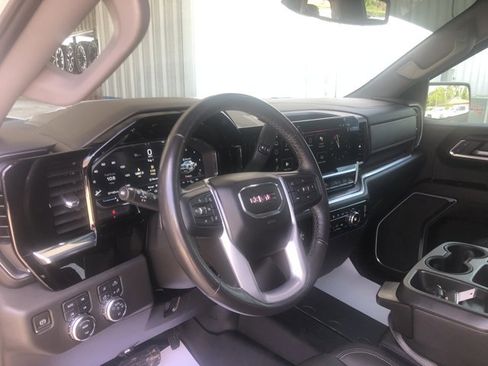 Used 2022 GMC Sierra 1500 SLT image 19