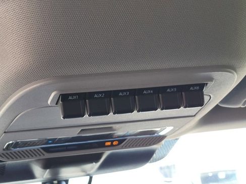 New 2026 Ford F350 Lariat w/ Black Appearance Package image 9