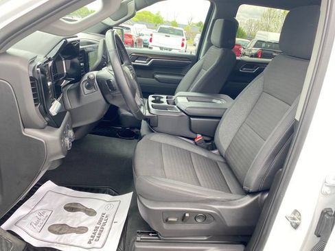 Certified 2024 Chevrolet Silverado 1500 LT AWD/4WD image 17