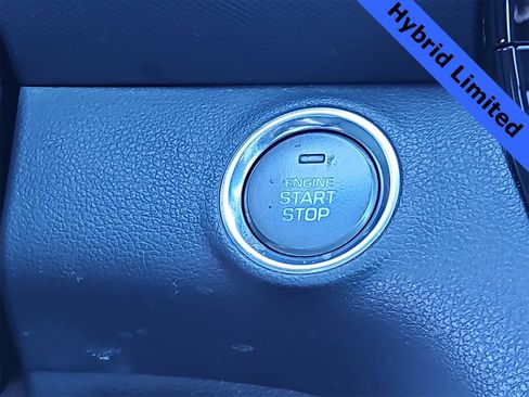 Used 2020 Hyundai Ioniq Limited image 24