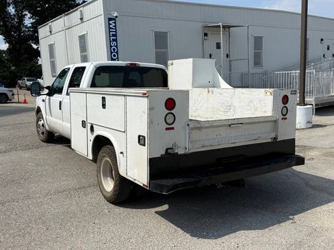 Used 1999 Ford F350 XL RWD image 9