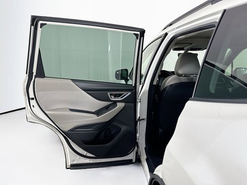 Used 2023 Subaru Forester Premium AWD/4WD image 26
