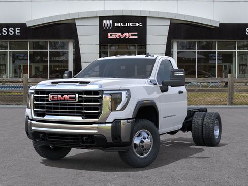 New 2026 GMC Sierra 3500 Pro w/ Convenience Package AWD/4WD image 6