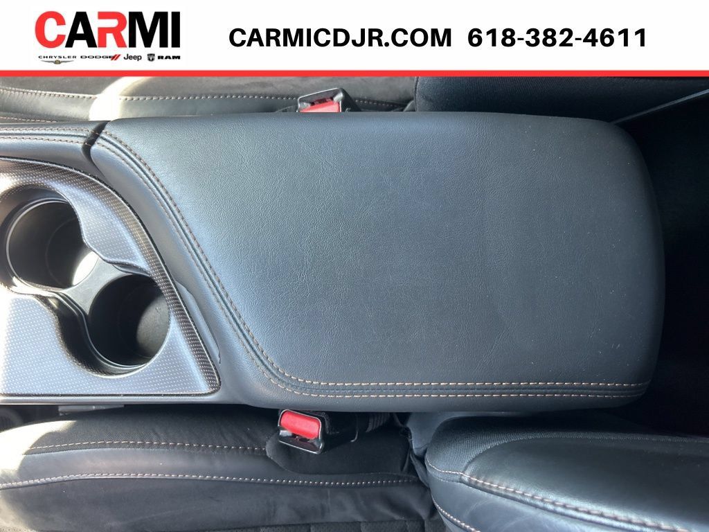 Used 2020 Dodge Challenger R/T Scat Pack RWD image 24