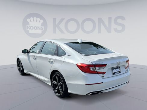 Used 2018 Honda Accord Sport image 4