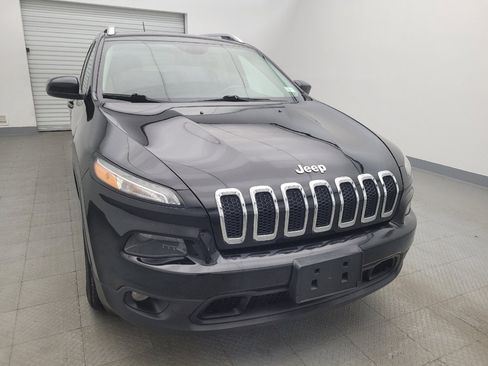 Used 2017 Jeep Cherokee Latitude w/ Comfort & Sound Group image 14