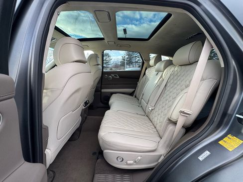 Used 2023 Genesis GV80 3.5T w/ Prestige Matte Package image 5