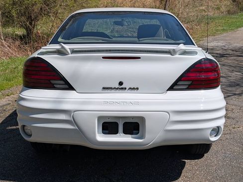 Used 2001 Pontiac Grand Am SE w/ Solid Value Appearance Pkg FWD image 20