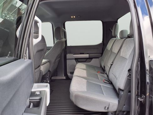 Used 2025 Ford F250 XLT image 11