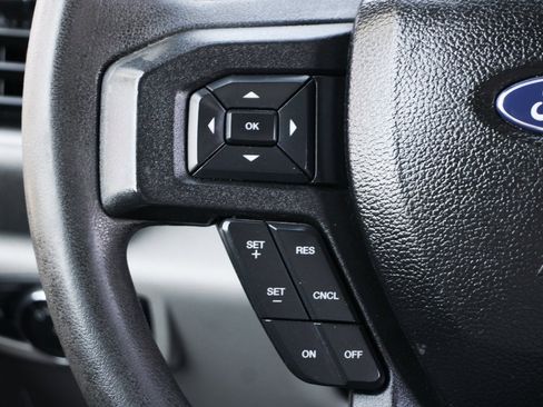 Used 2018 Ford F550 2WD Regular Cab Super Duty image 30