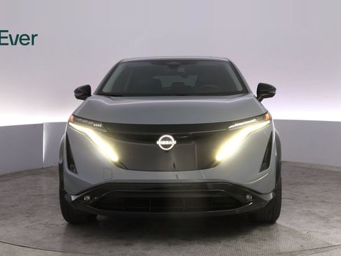 Used 2024 Nissan Ariya AWD image 12