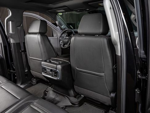 Used 2021 GMC Sierra 2500 Denali w/ Denali Black Diamond Edition image 29