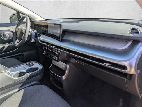 New 2026 Hyundai Ioniq 9 SE image 22