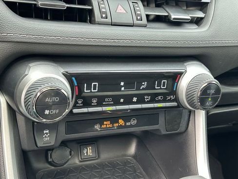 Certified 2024 Toyota RAV4 XLE Premium AWD/4WD image 19