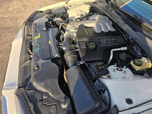 Used 2004 Lincoln LS RWD image 49