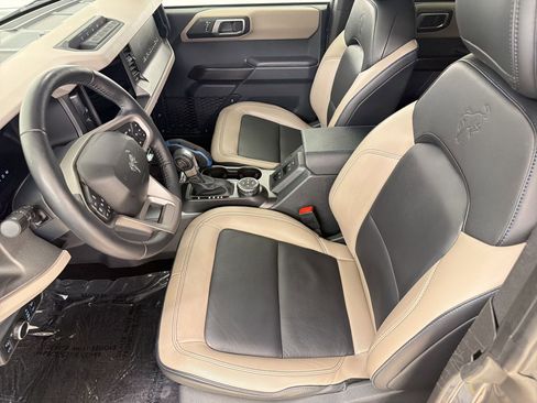 Used 2024 Ford Bronco Wildtrak AWD/4WD image 5