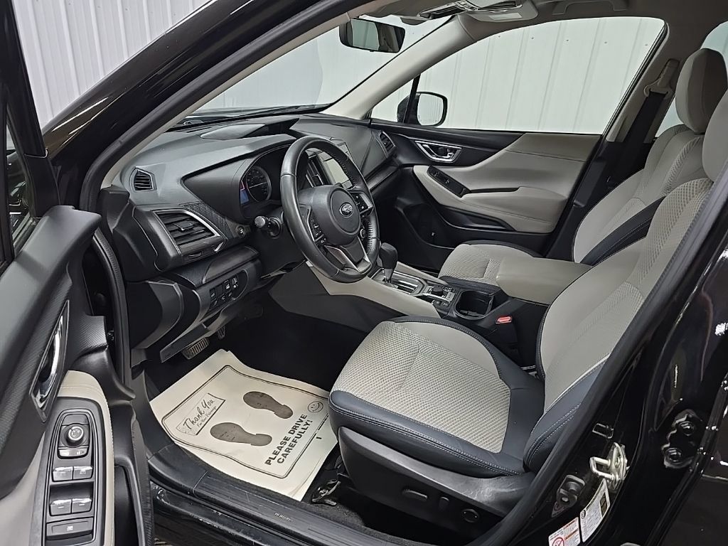 Used 2020 Subaru Forester Premium AWD/4WD image 29