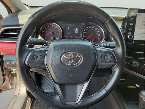 Used 2023 Toyota Camry XSE FWD image 16