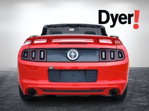 Used 2014 Ford Mustang Convertible RWD image 5