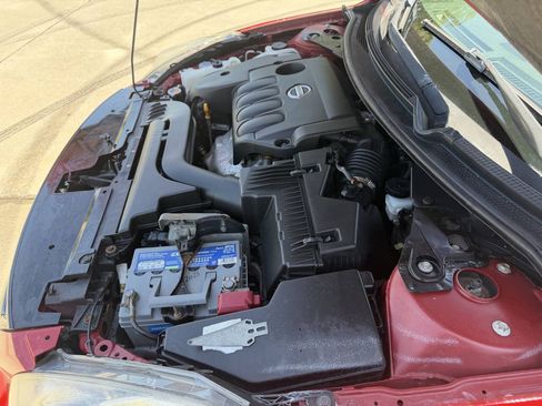 Used 2010 Nissan Altima 2.5 S w/ Premium Pkg FWD image 21
