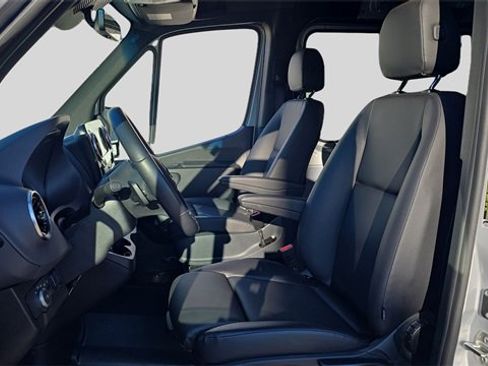 Used 2024 Mercedes-Benz Sprinter 144 Cargo image 11