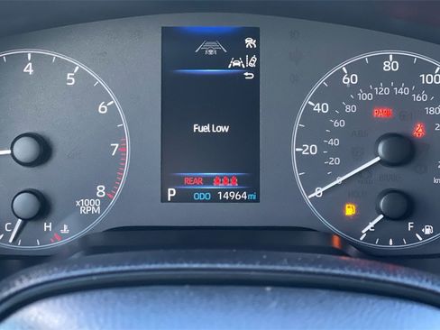 Certified 2025 Toyota Corolla LE image 27