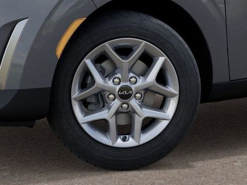 New 2025 Kia Soul LX image 9