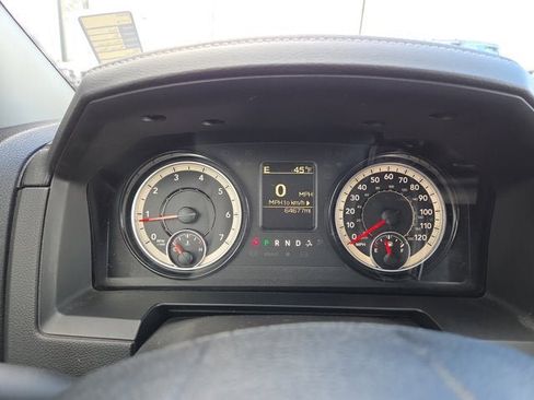 Used 2018 RAM 2500 Big Horn w/ Sport Appearance Group image 22